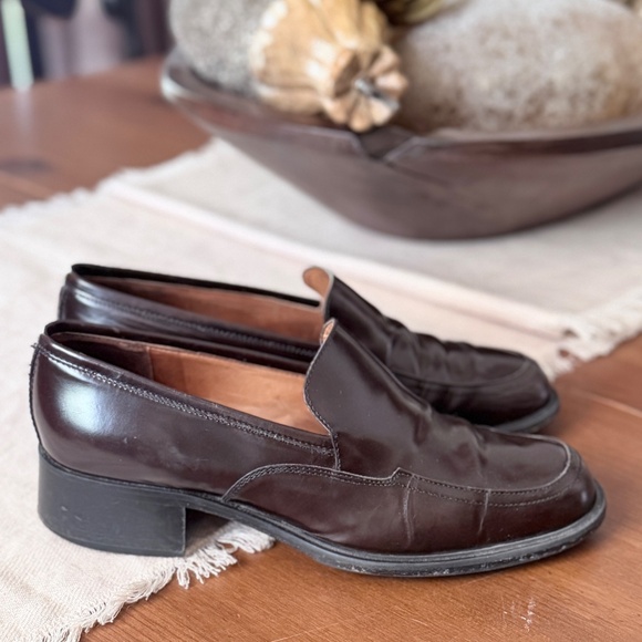 COACH | Vintage 1990s Leather Loafers with Block Heel Size 8M - Picture 6 of 11